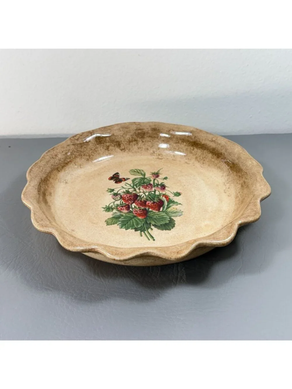 Vintage Bell Ceramics Strawberry Pie Plate Hand Painted Signed Bain 1980
